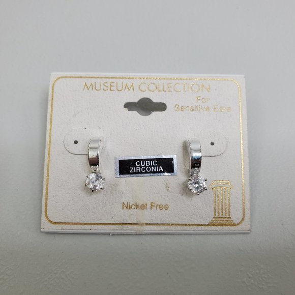 Museum Collection Earrings Hoop Stud Silver Tone C